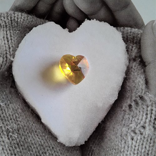 Perle coeur cristal ambre 15 x 15 mm pour création bijoux