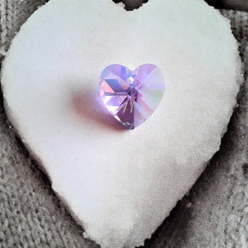 Perle coeur cristal parme 15 x 15 mm
