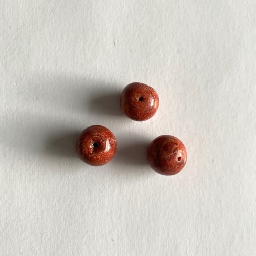 3 perles corail rondes 13 mm gorgone rouges marbrées