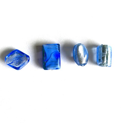 4 perles en verre façon murano 18.5 mm /17 mm tons bleus clairs et feuille argent