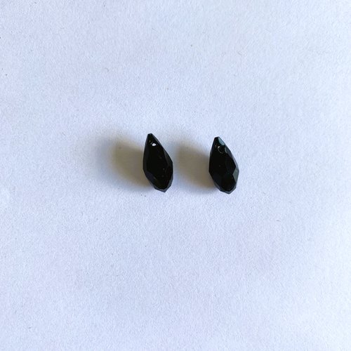 2 perles gouttes cristal noir 12.5 x 6 mm