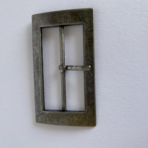 Boucle de ceinture forme rectangulaire 70 x 40 mm en métal vieil argenté