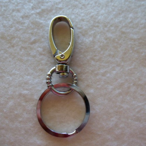 Porte-clés mousqueton avec anneau en métal argenté inoxydable