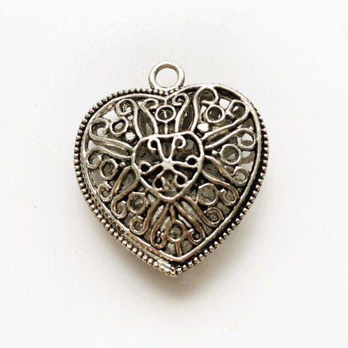 Coeur argent motifs ajourés