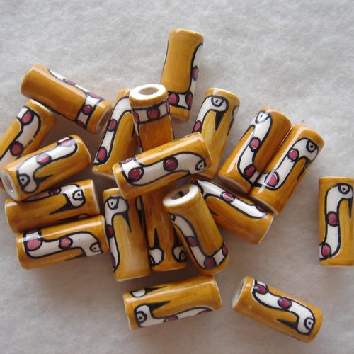 Perle céramique tube porcelaine 20 mm motif serpent astèques