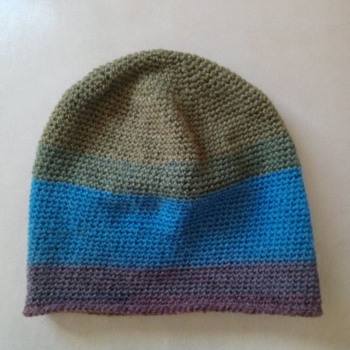 Bonnet crochet laine bleu vert brun