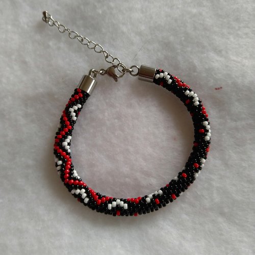 Bracelet noir rouge et blanc