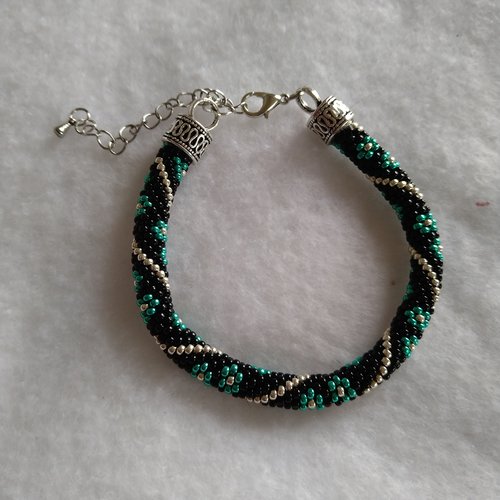 Bracelet noir, gris et vert