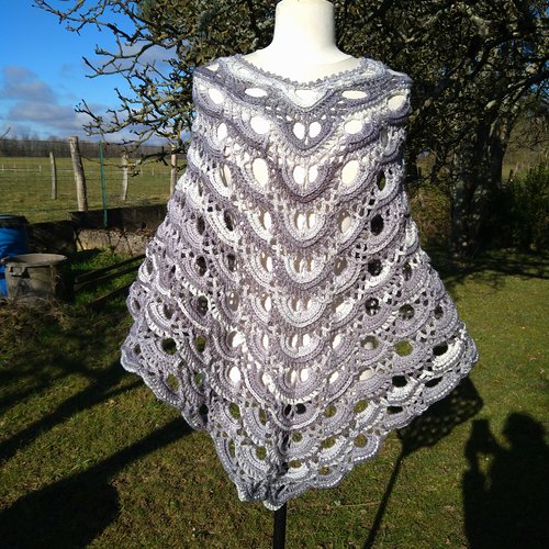 Poncho crochet sublime