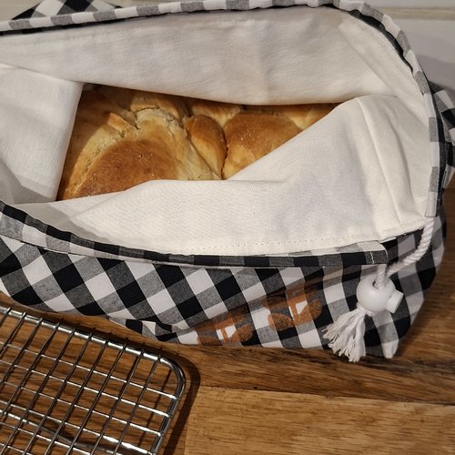 Panière à brioche (vichy noir & blanc)