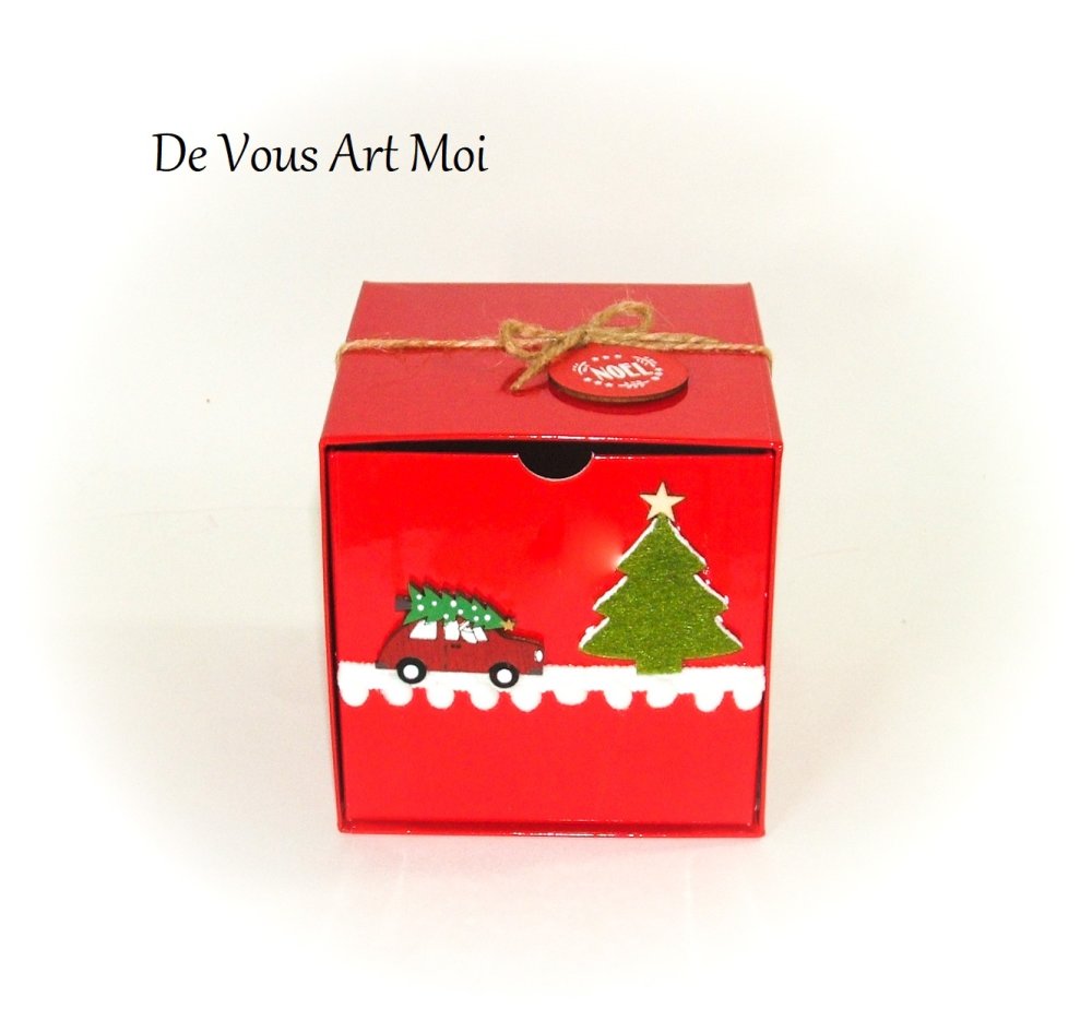 Petit Cube, la box cadeau Noël personnalisée à envoyer