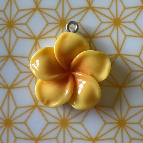 1 breloque fleur jaune orange