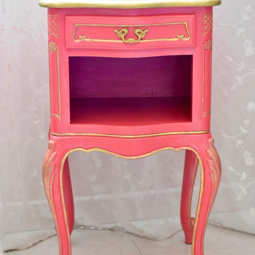 Table de chevet relooké rose nacré, doré, chambres enfant fille girly, meuble table de nuit vintage, cadeau