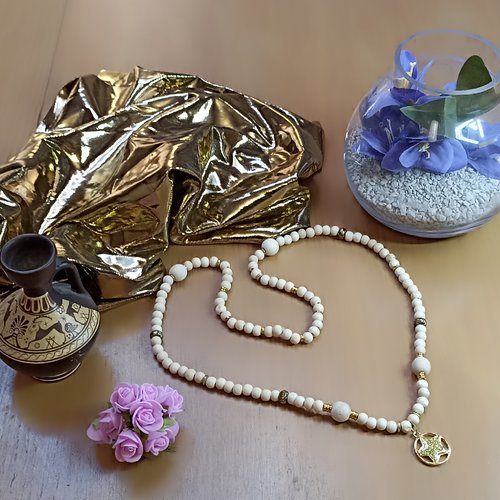 Collier bohème bois