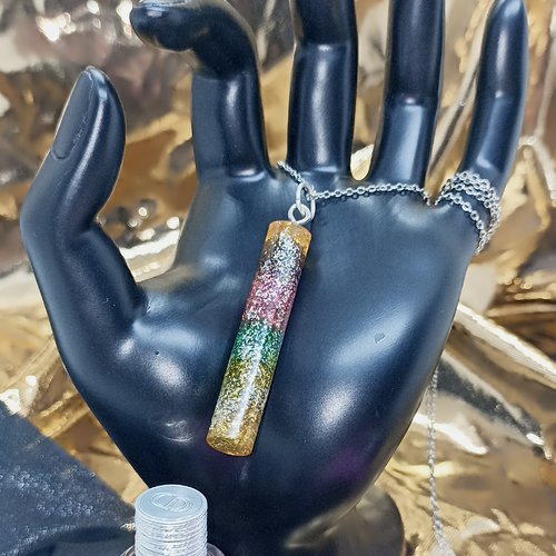 Collier tube multicolore