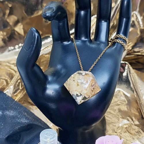 Collier pendule