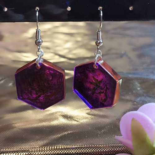 Boucles d'oreilles hexagonale violettes