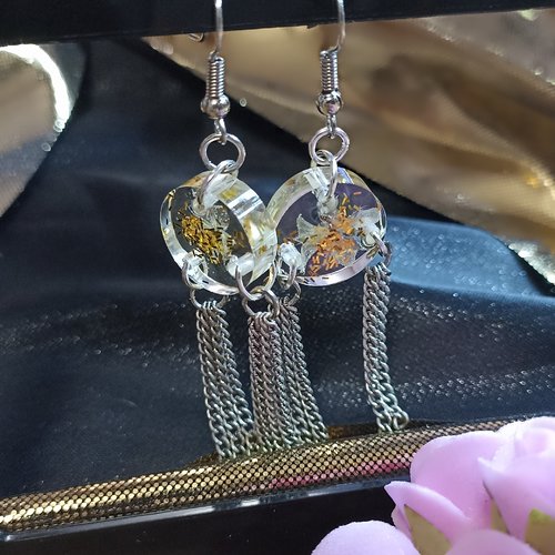 Boucles d'oreilles fleurs et chaînettes