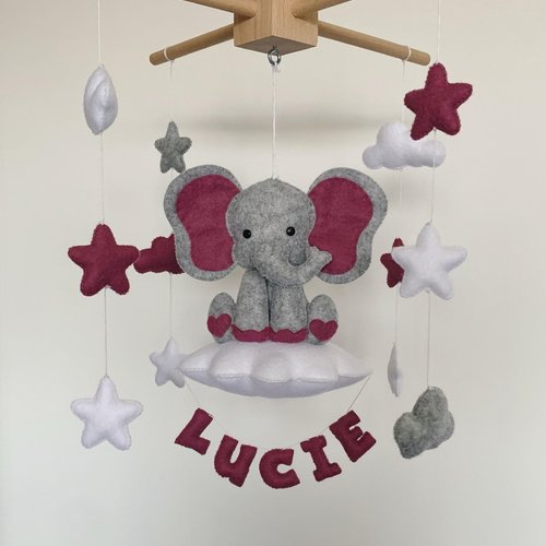 Mobile bébé, éléphant et prénom vieux rose. décoration chambre bébé