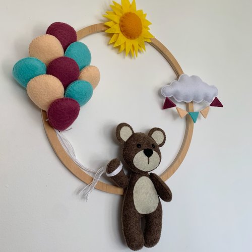 Cadre bébé, animal et ballons. décoration chambre bébé