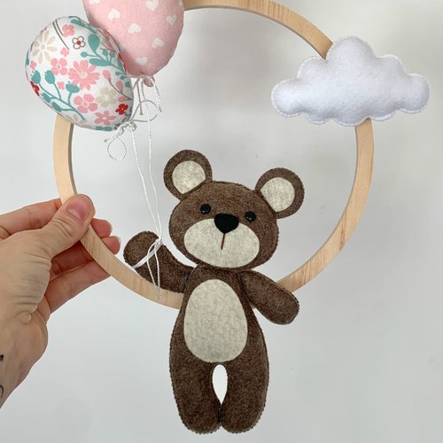Couronne ours, ballons. décoration chambre bébé. cadeau de naissance