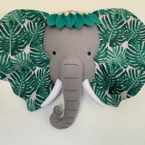 Trophée éléphant. tête d'éléphant en tissu. décoration chambre bébé. cadeau de naissance