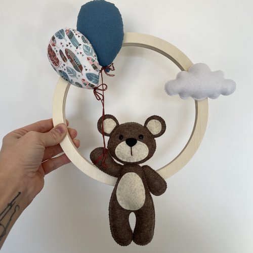 Couronne ours, ballons. décoration chambre bébé. cadeau de naissance