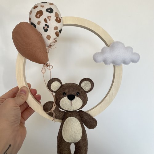 Couronne ours, ballons. décoration chambre bébé. cadeau de naissance