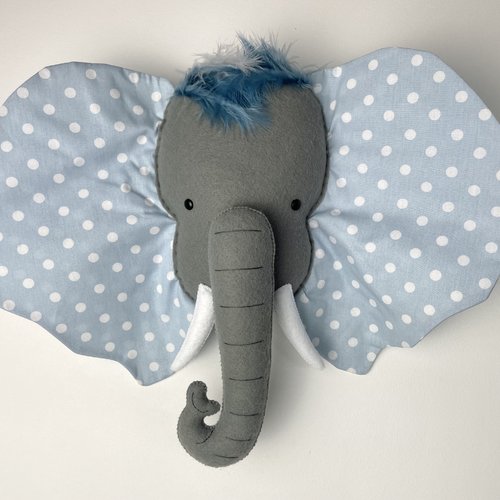Trophée éléphant. tête d'éléphant en tissu. décoration chambre bébé. cadeau de naissance