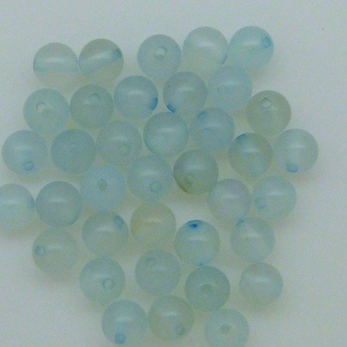 61 perles calcédoine bleu 6mm naturelles - p0170