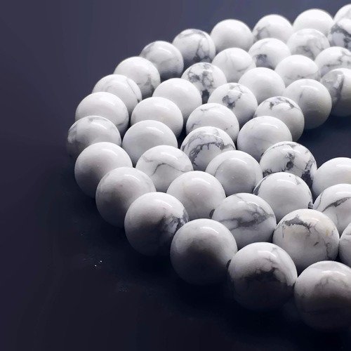 47 perles howlite blanc 8mm naturelles - p0320