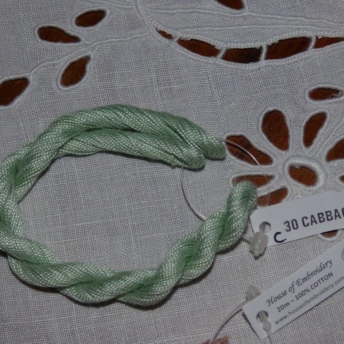 Perlé n 12  house of embroidery  col 30c cabbage