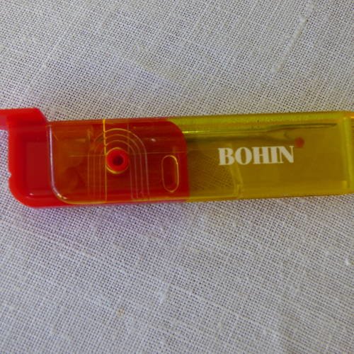 Decouseur mini cut bohin jaune/rouge 