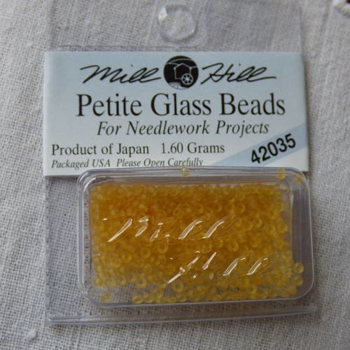 Perle mill hill petite  glass  beads 42035 