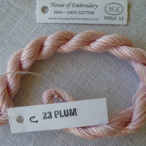 Fil perlé n°12  house of embroidery col 23c plum 
