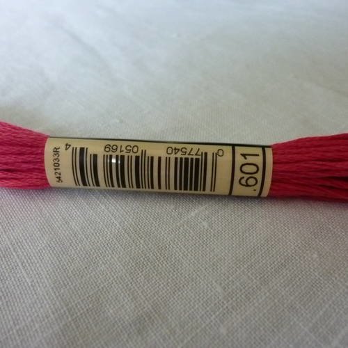 Fil à broder dmc mouliné coloris 601 