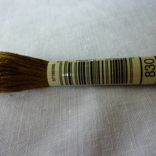 Fil à broder dmc mouliné coloris 830