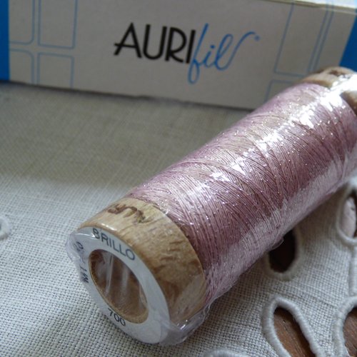 Aurifil brillo rose ref 700