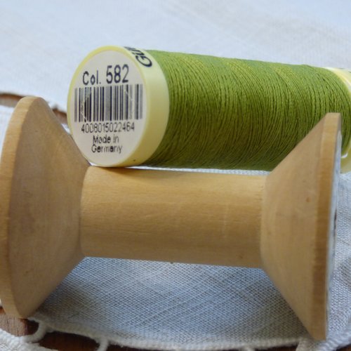 Fil à coudre gutermann col 582 en 100m