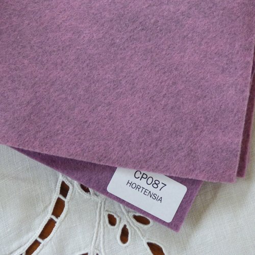 Feutrine cinnamon hortensia 30cm*45cm 087