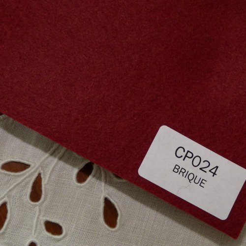 Feutrine cinnamon de couleur brique 30cm*45cm col 024