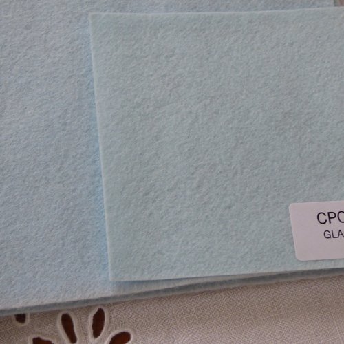 Feutrine cinnamon  de couleur glacier 30cm*45cm 089