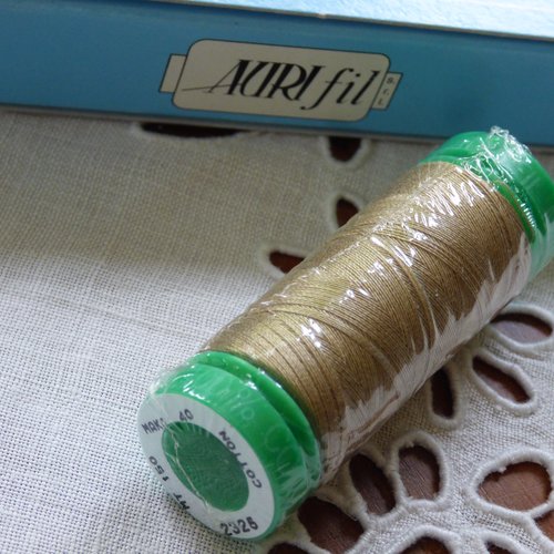 Aurifil allegro 40  ref 2325
