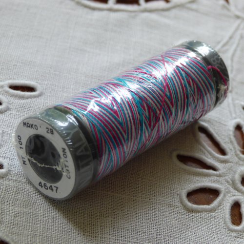 Aurifil vivace 28 ref 4647
