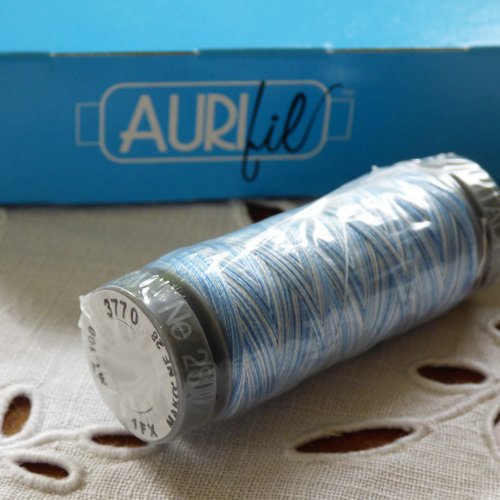Aurifil vivace 28 ref 3770