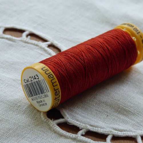 Gutermann coton  col 2143 en 100m