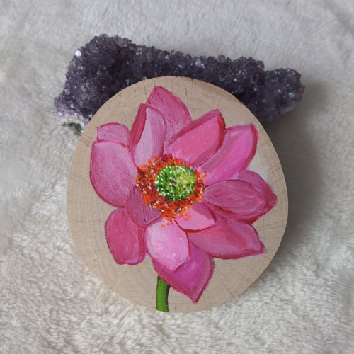Fleur de lotus, rondin de bois