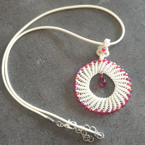 Collier spiral