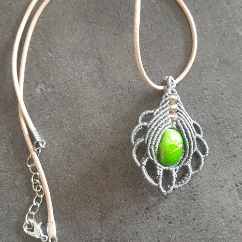 Collier plume de paon