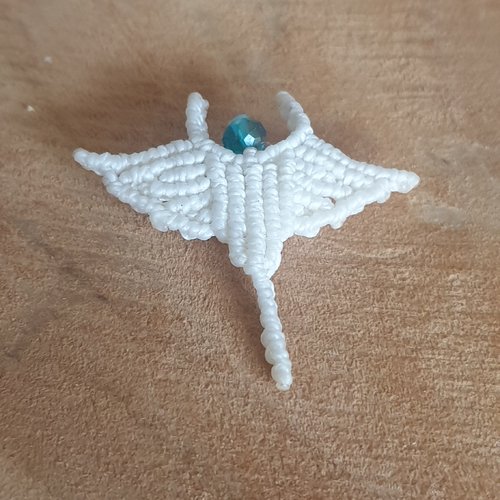 Broche macramé  raie manta